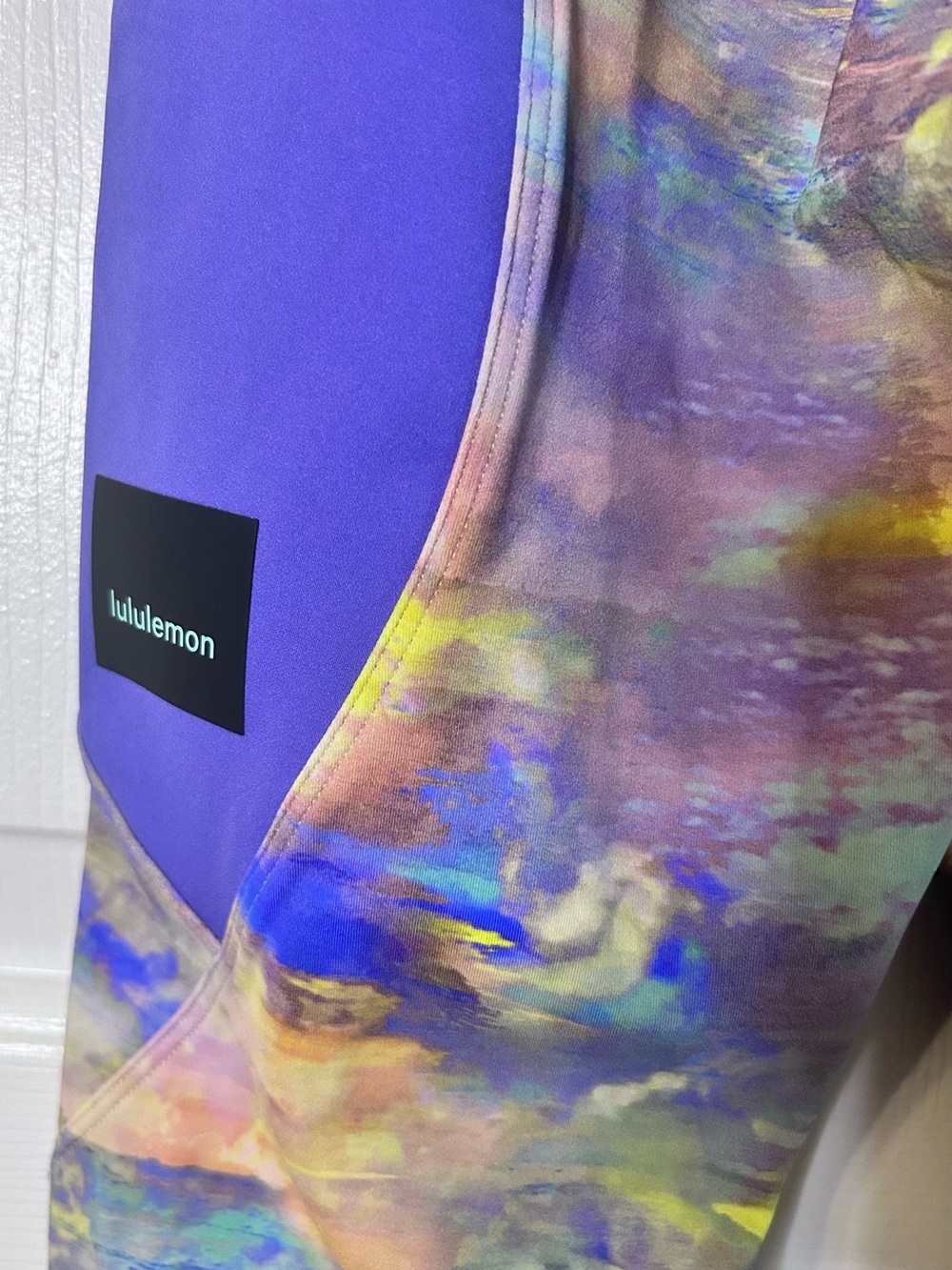 NWOT Lululemon Cargo Super-High-Rise Hiking Tight 25"- Altered Nature Multi/ 0 - Picture 8 of 9